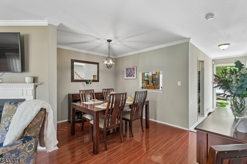 79 Chelsea Ct - Photo 9