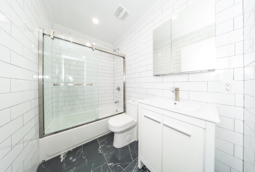 703 9th Avenue - Photo 11