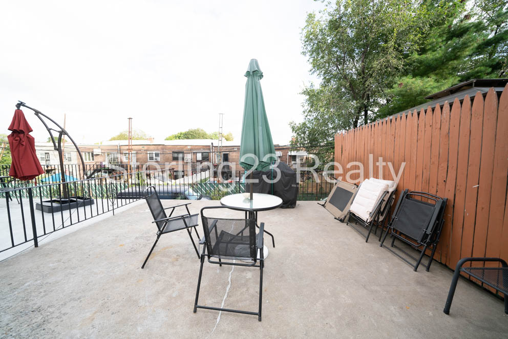 21-19 46th Street - Photo 6