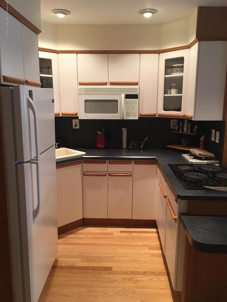 1501 Ocean Avenue - Photo 8