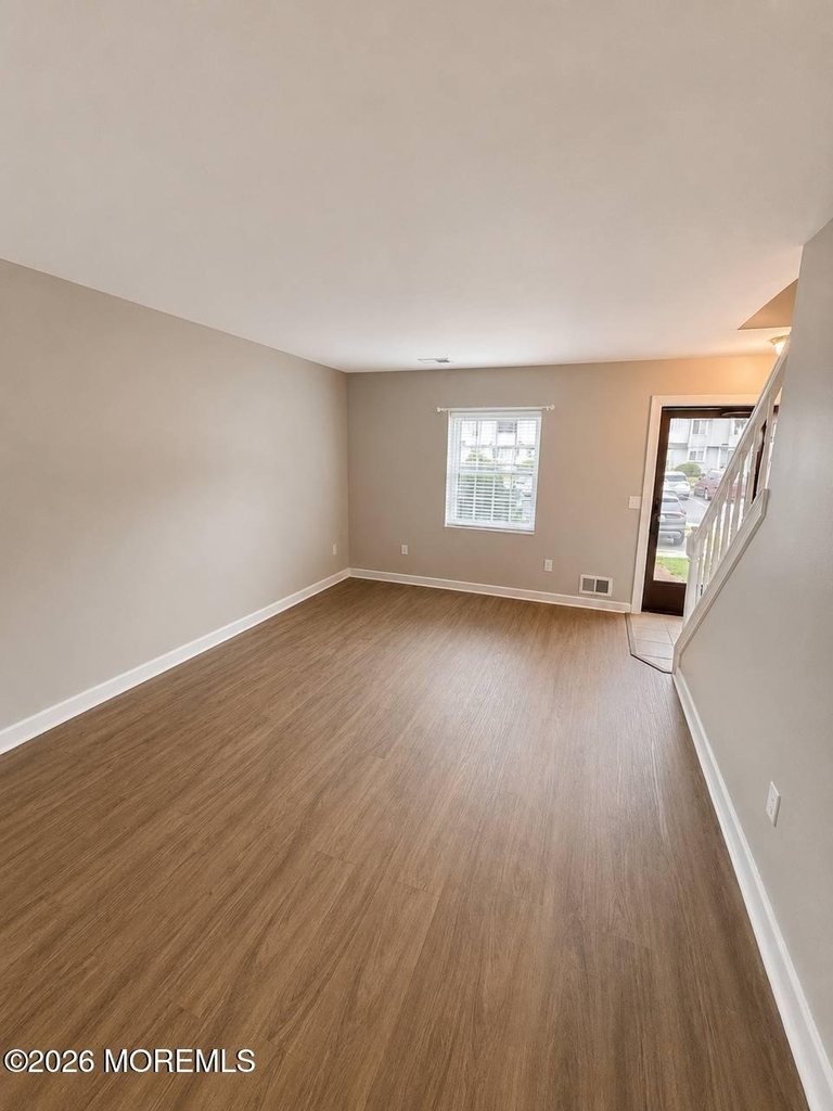 1144 Sawmill Road - Photo 5