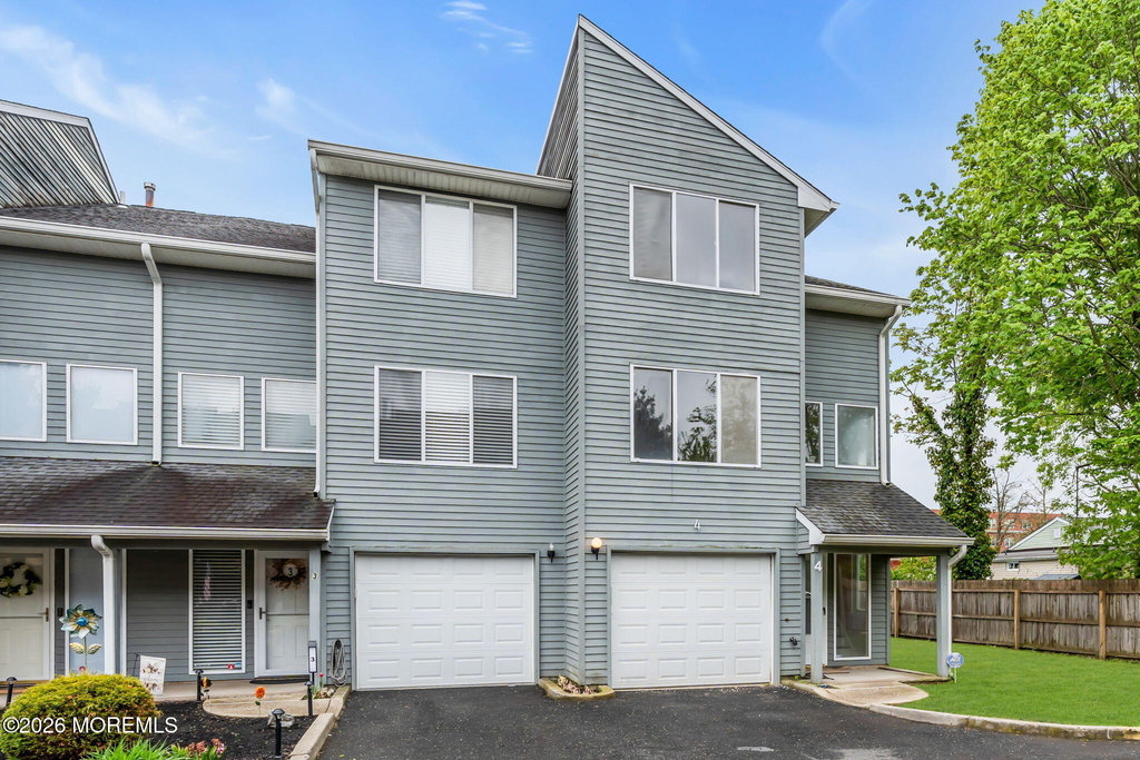 190 Spruce Street - Photo 0