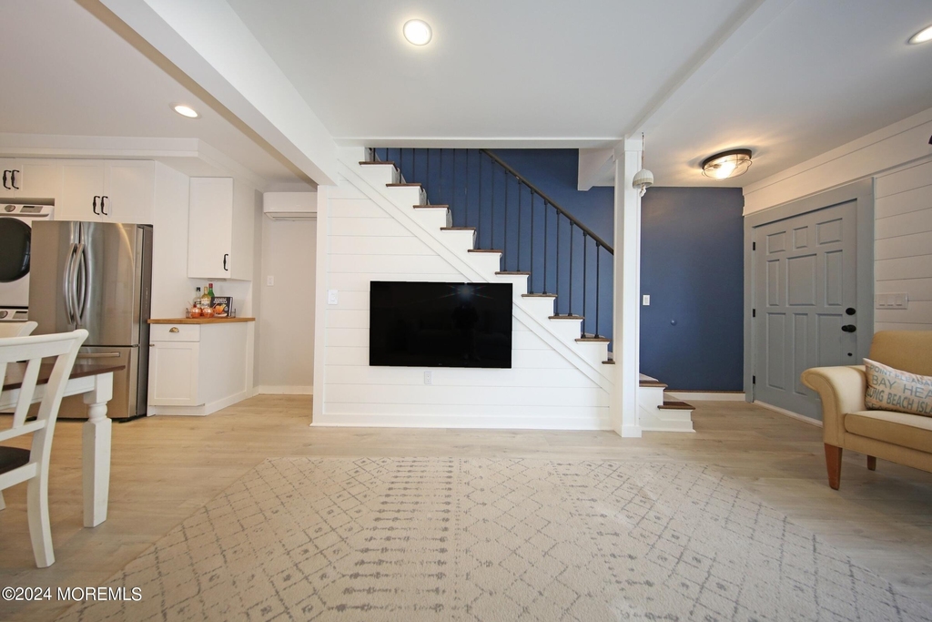67 S Bay Avenue - Photo 10
