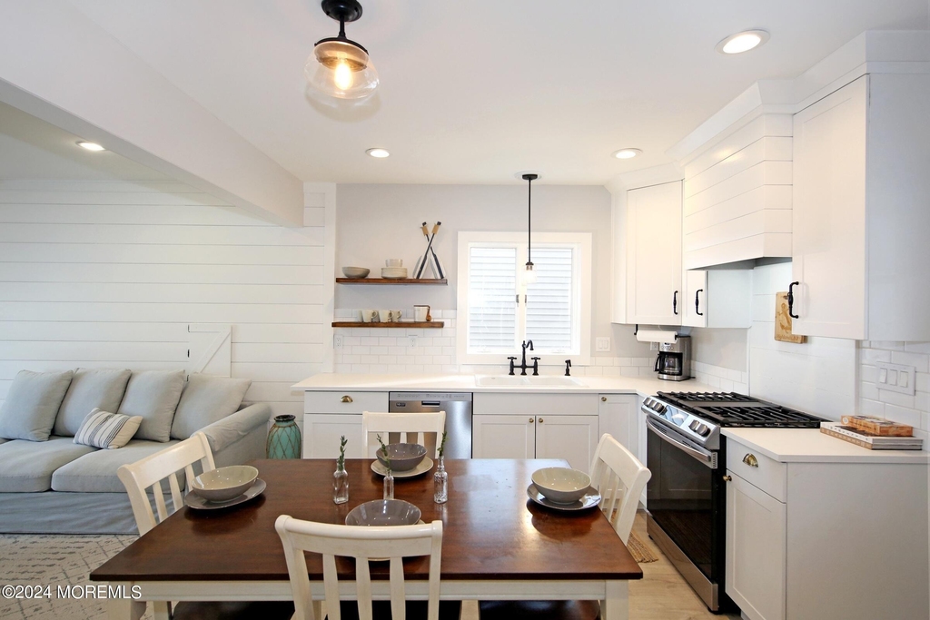 67 S Bay Avenue - Photo 16