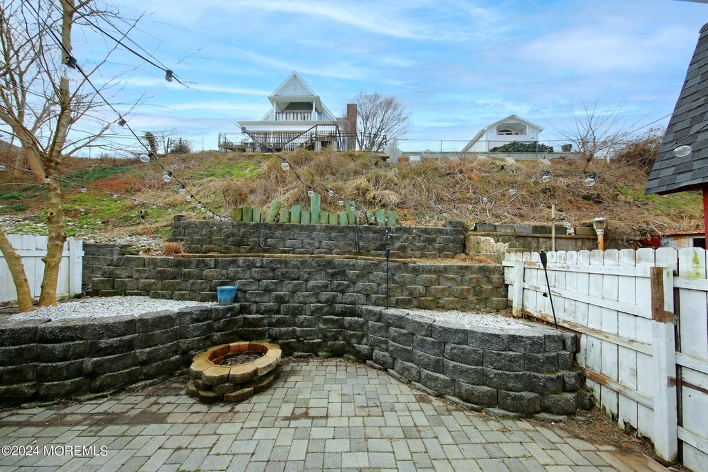 67 S Bay Avenue - Photo 8