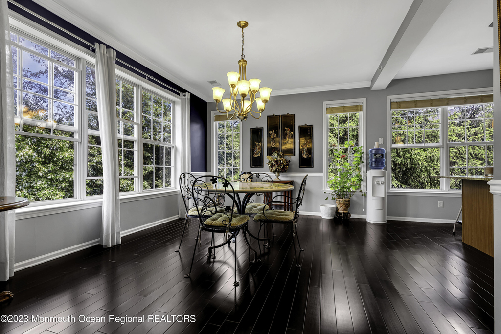536 St Andrews Place - Photo 8