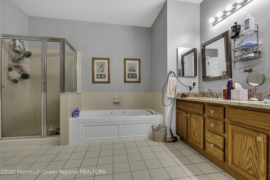 536 St Andrews Place - Photo 15