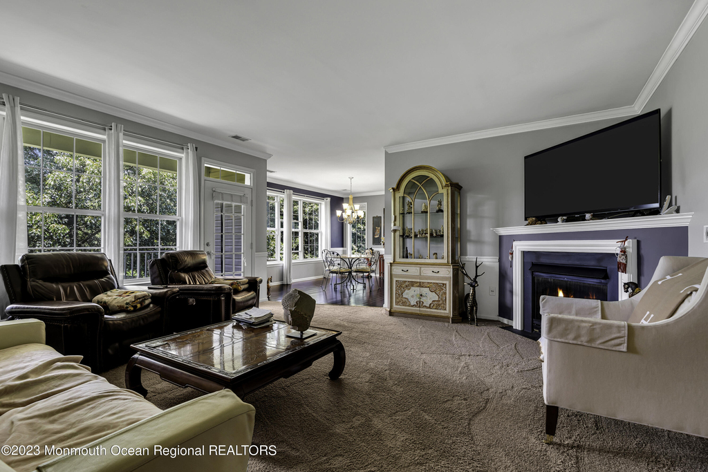 536 St Andrews Place - Photo 5