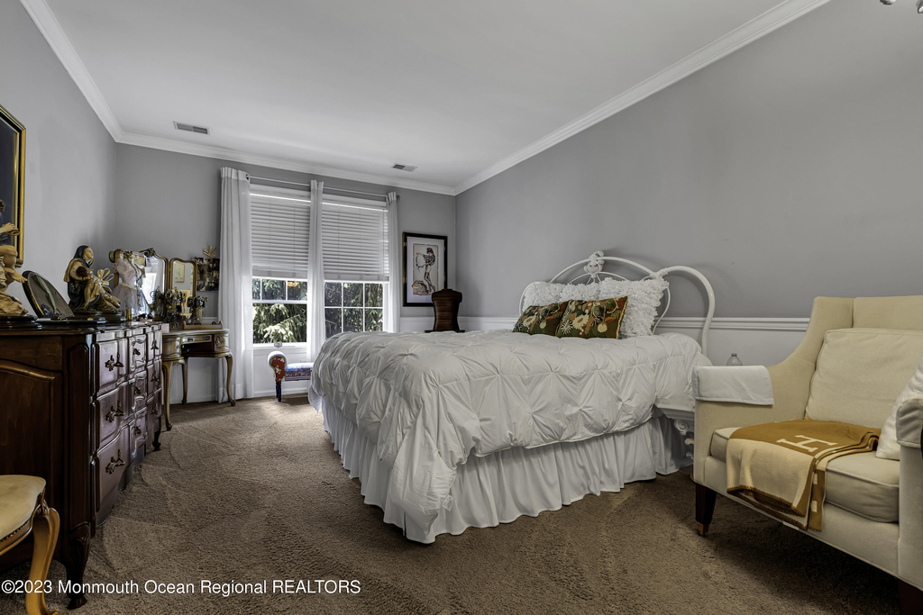536 St Andrews Place - Photo 13