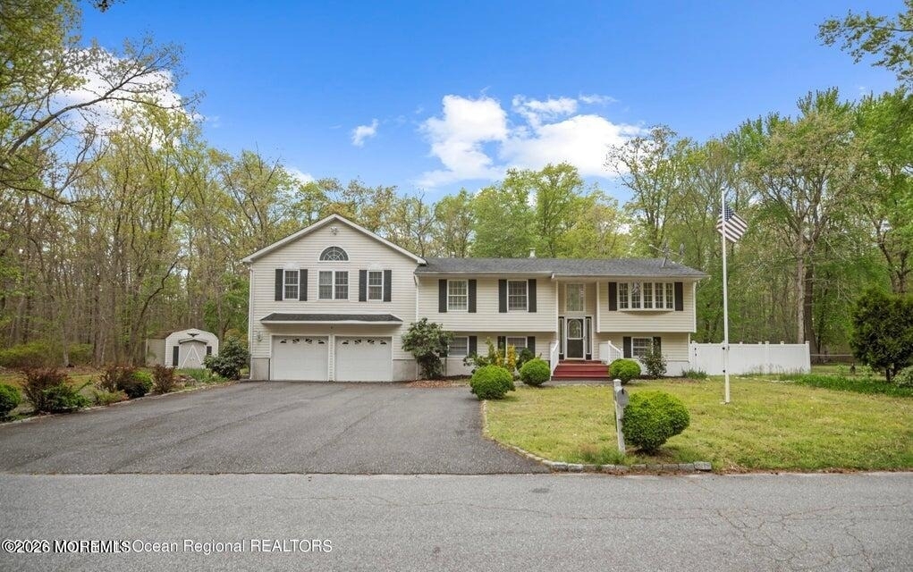 46 Walter Drive - Photo 0