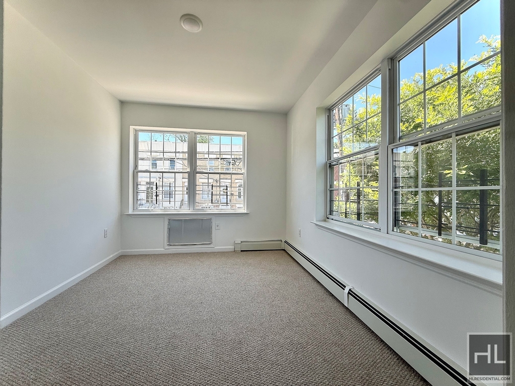 Morningside Ave - Photo 4