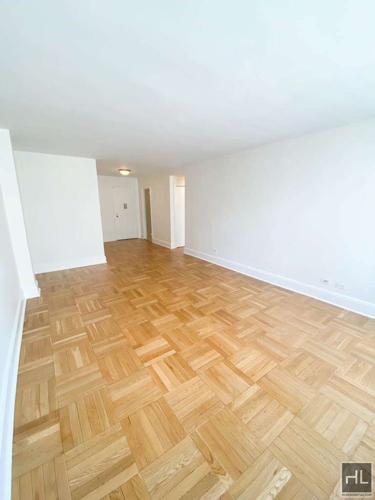East 79th Street - Photo 1