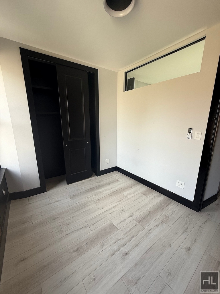 W 52nd St. - Photo 4