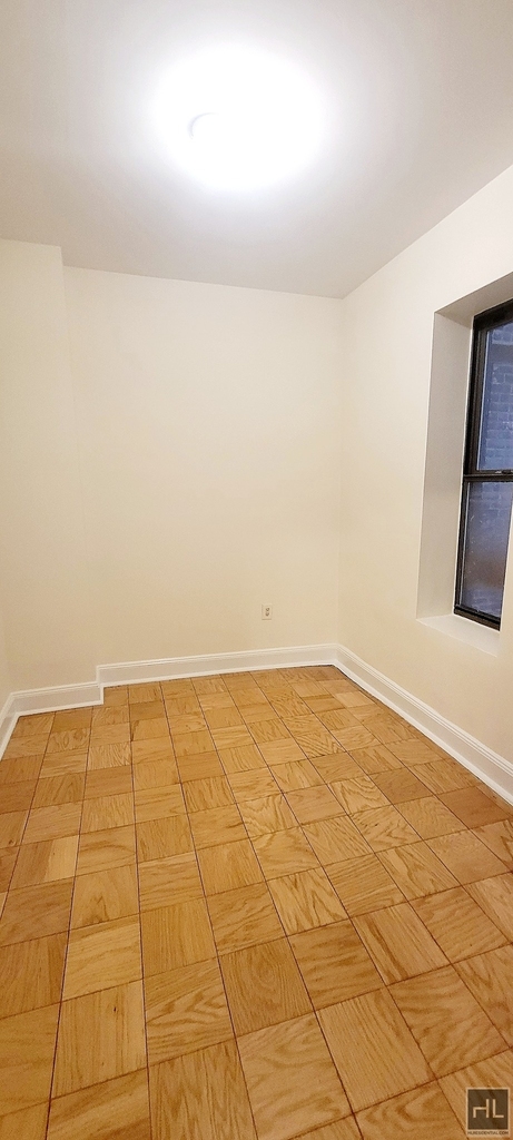 East 80 Street - Photo 1