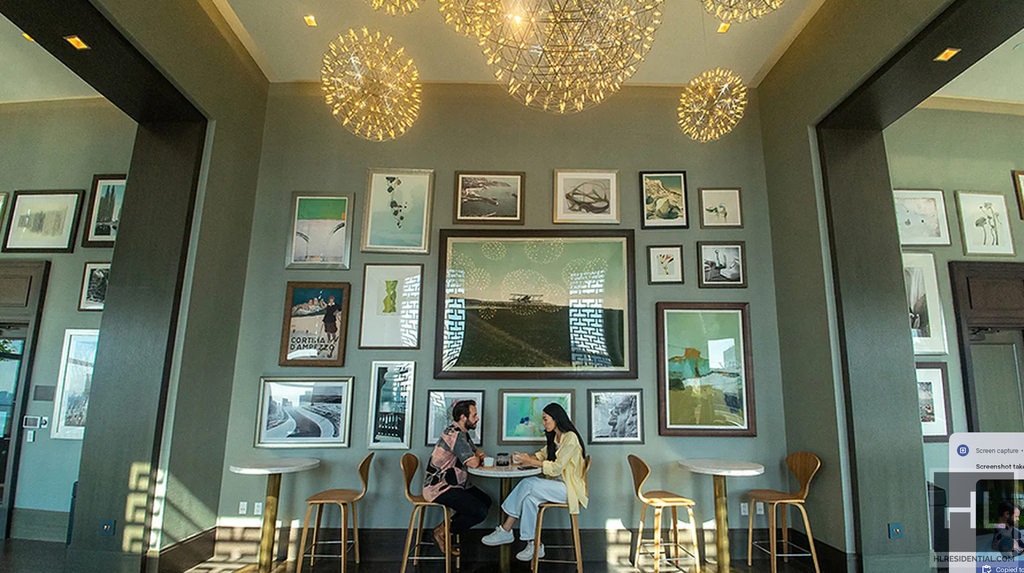 10th Avenue - Photo 12