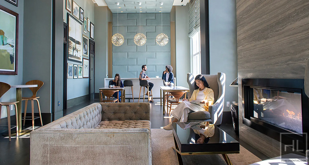 10th Avenue - Photo 12