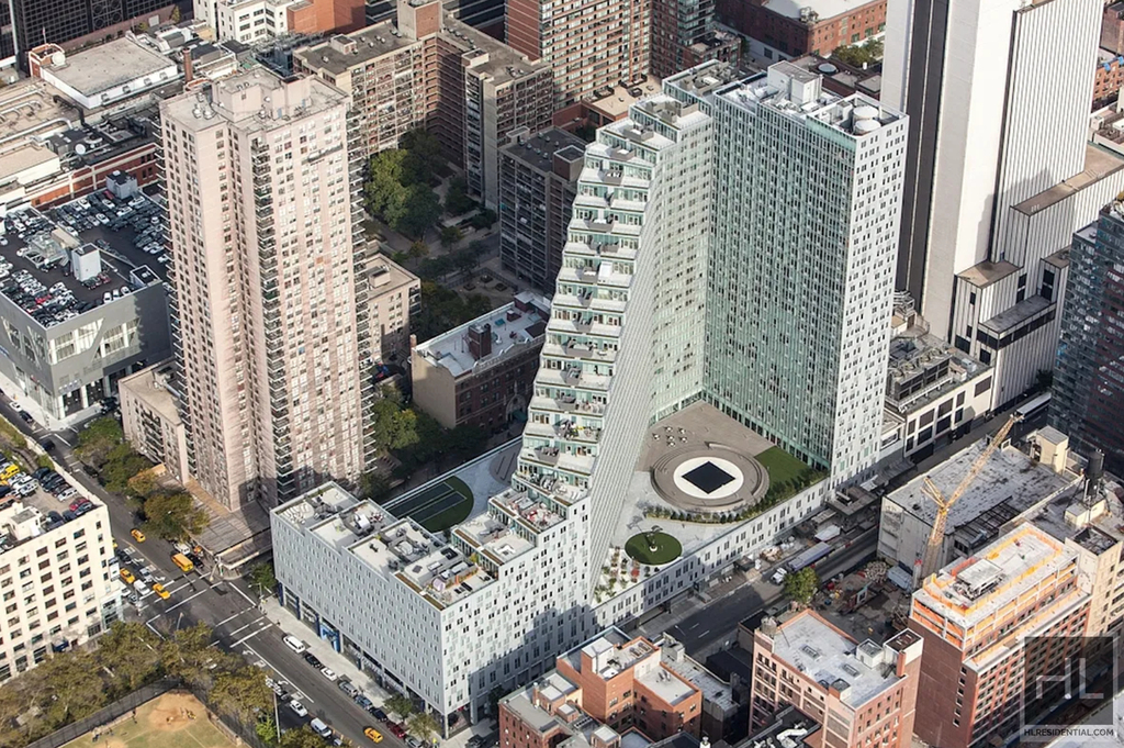 West 54th Street - Photo 5