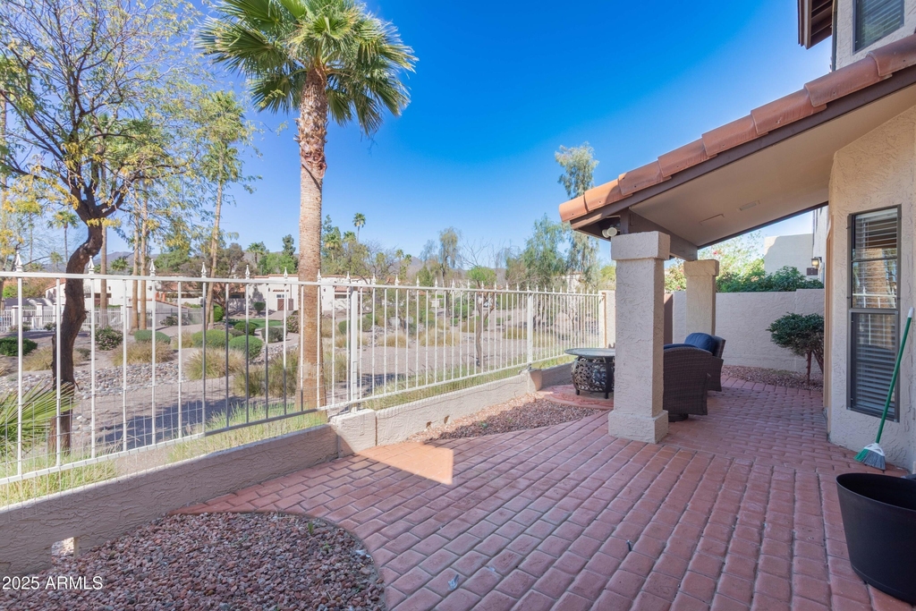 10930 E Hope Drive - Photo 22