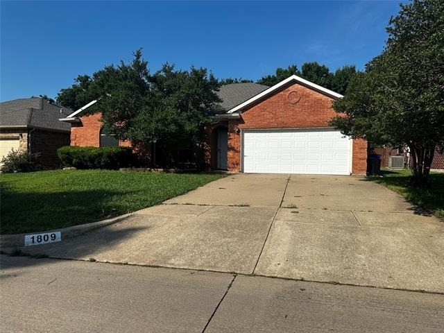 1809 Estates Drive - Photo 0