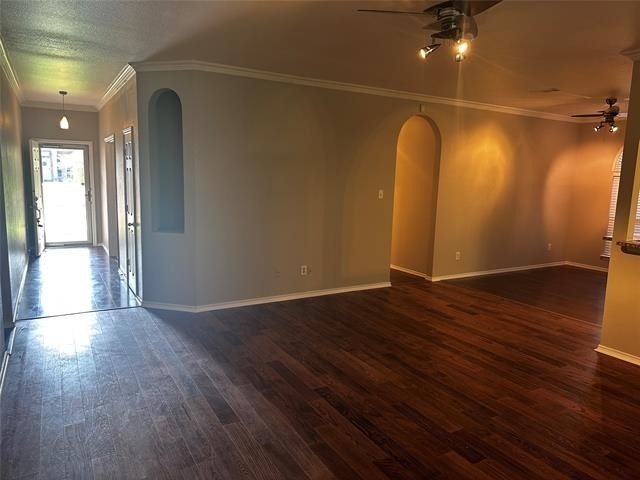1809 Estates Drive - Photo 3