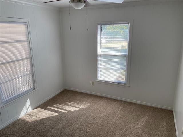 2371 Moore Street - Photo 2