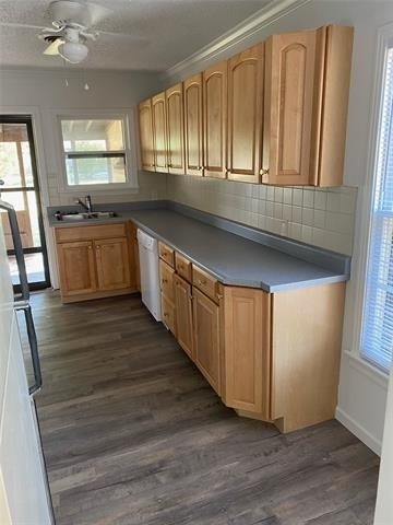 2371 Moore Street - Photo 3