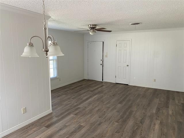 2371 Moore Street - Photo 7