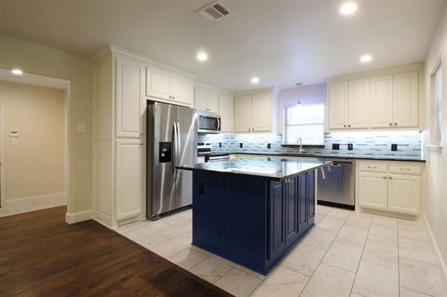 717 Greenleaf Drive - Photo 6