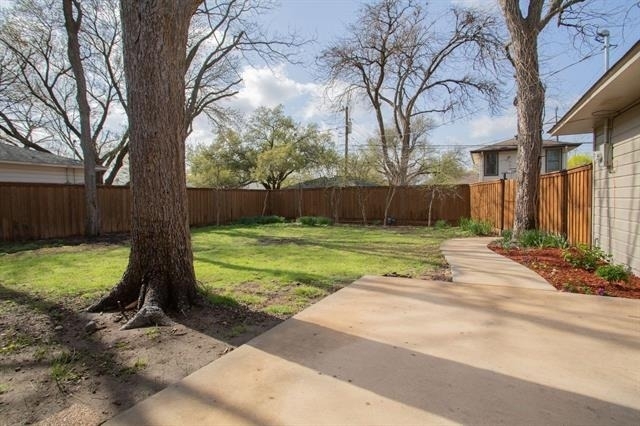 717 Greenleaf Drive - Photo 25