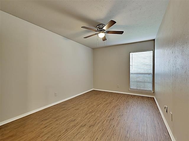2821 Carnaby Lane - Photo 6