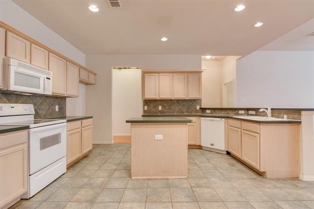 1133 Hillwood Drive - Photo 8
