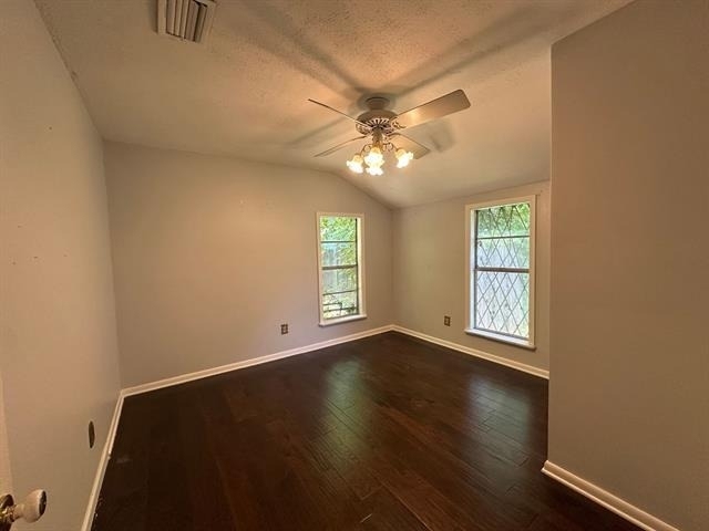 1139 Dudley Lane - Photo 4