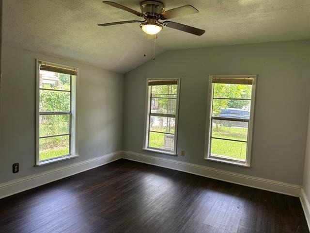 1139 Dudley Lane - Photo 6