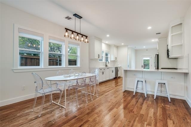 734 N Montclair Avenue - Photo 8