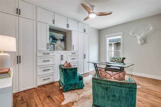 734 N Montclair Avenue - Photo 19