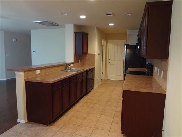 904 Mazatlan Court - Photo 4