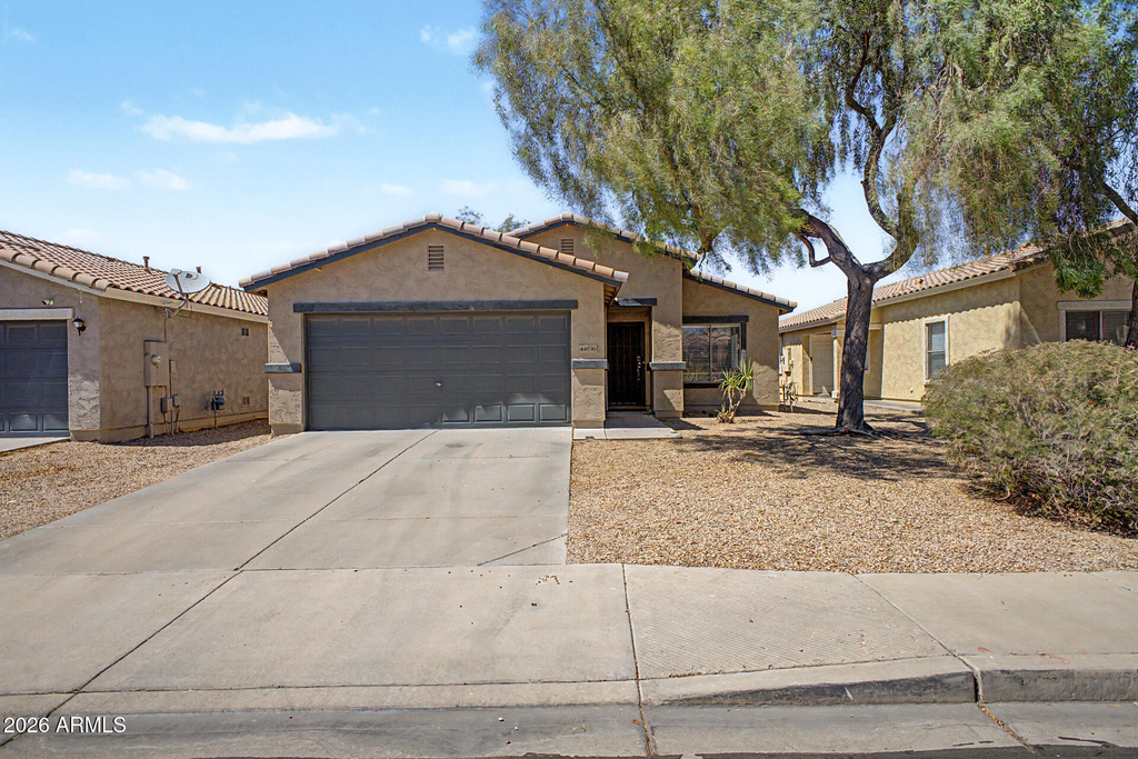 44836 W Gavilan Drive - Photo 0