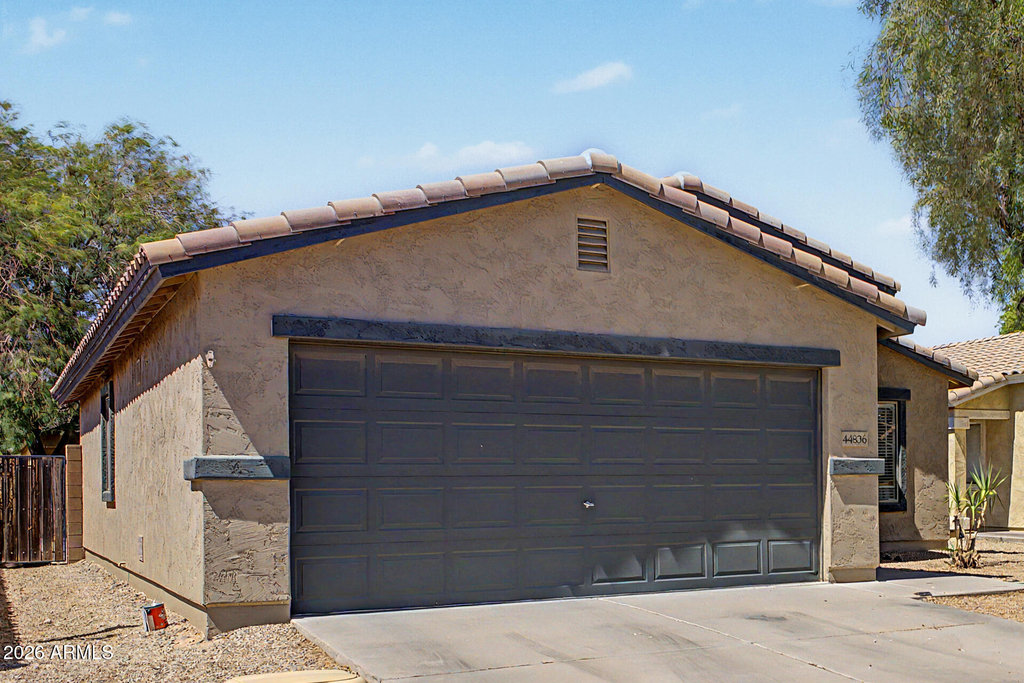 44836 W Gavilan Drive - Photo 3