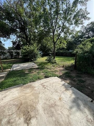 642 Astoria Avenue - Photo 16