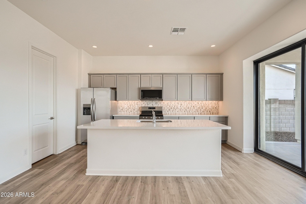 15550 S 181st Lane - Photo 8