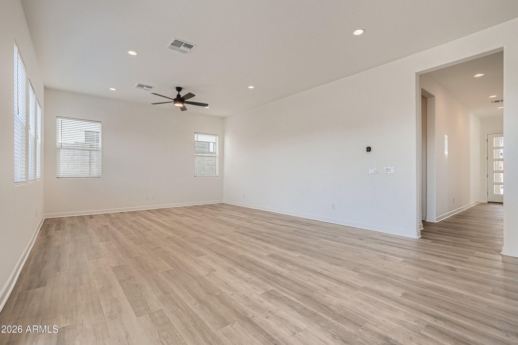 15550 S 181st Lane - Photo 7