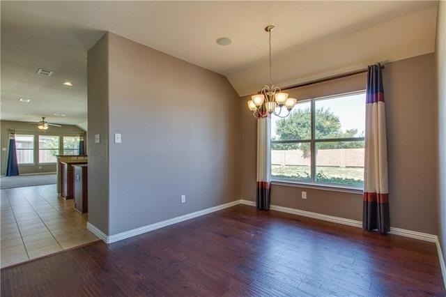 1404 Bluebird Drive - Photo 5