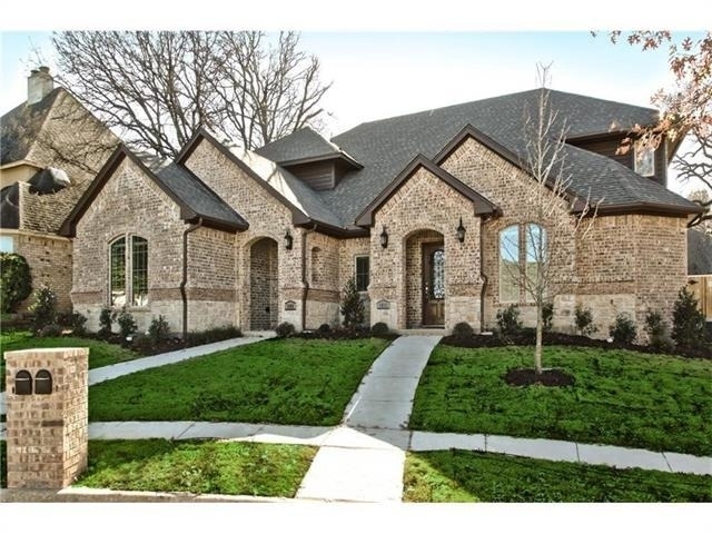 1809 Evergreen Court - Photo 0
