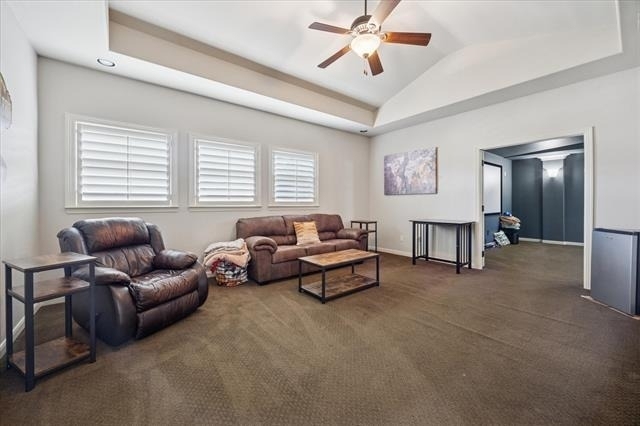 580 Butchart Drive - Photo 25