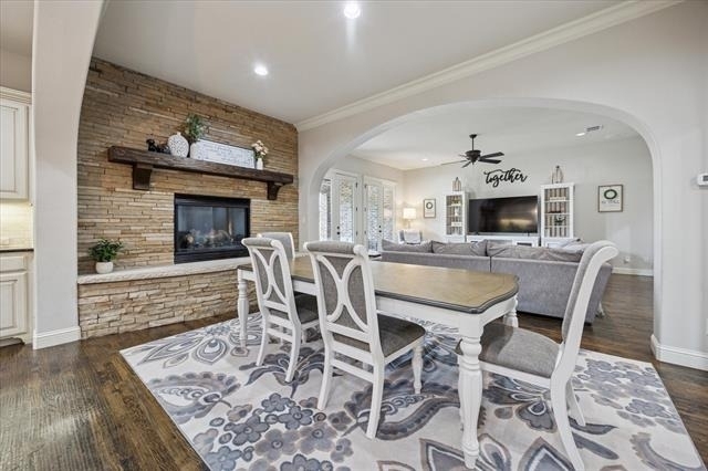 580 Butchart Drive - Photo 11