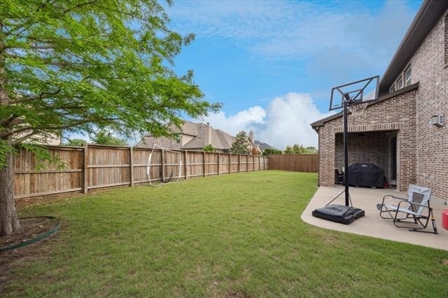 580 Butchart Drive - Photo 36