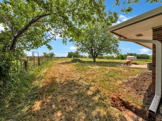 9209 Fm 1570 N - Photo 15