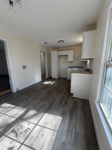 214 E Acheson Street - Photo 14