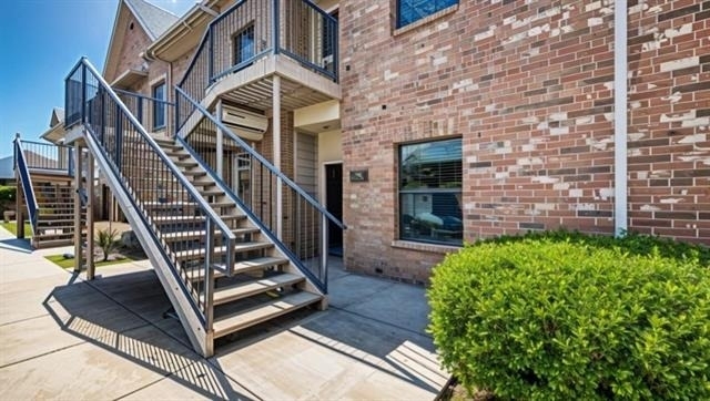 1805 Signal Ridge Place - Photo 0