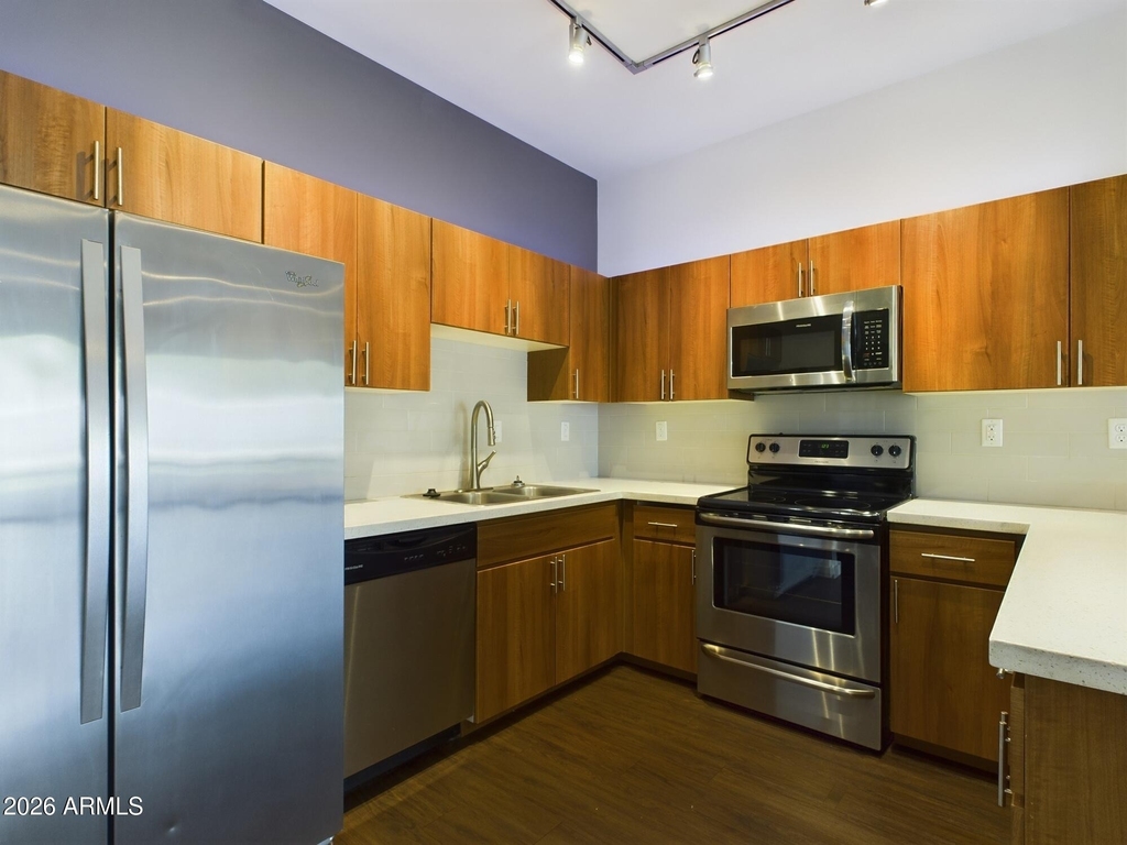 4700 N 40th Street - Photo 0